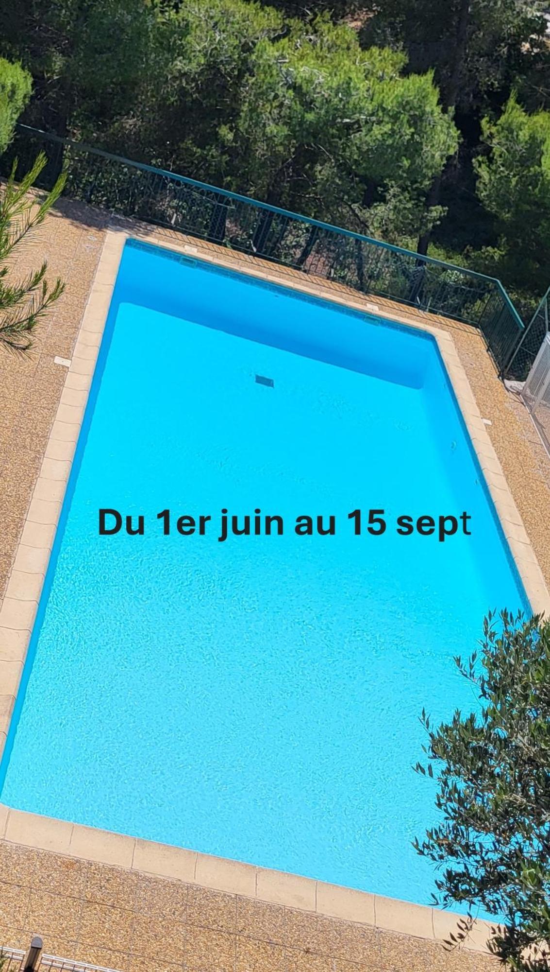 Appartement En Residence Avec Piscine Bandol Exterior foto